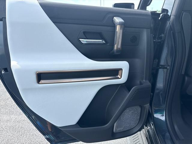 Photo of 2025 Graphite Blue Metallic GMC HUMMER EV Pickup