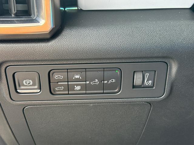 Photo of 2025 Graphite Blue Metallic GMC HUMMER EV Pickup