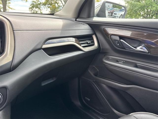 Photo of 2019 Summit White GMC Terrain
