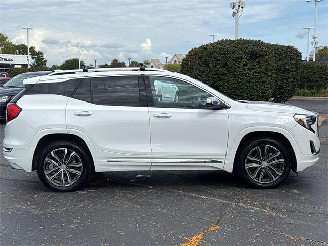 Photo of 2019 Summit White GMC Terrain