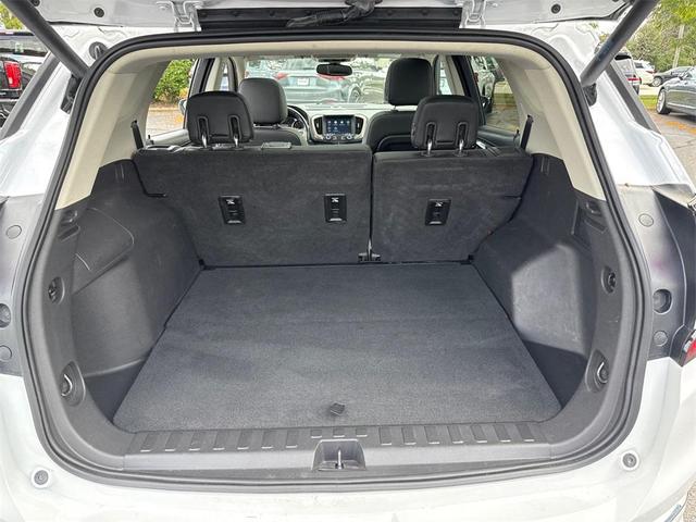 Photo of 2019 Summit White GMC Terrain