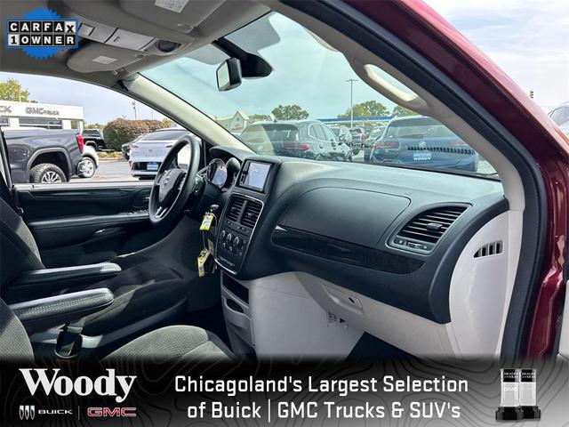 Photo of 2019 Octane Red Pearlcoat Dodge Grand Caravan