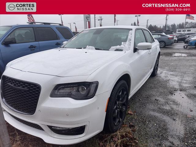 2023 Chrysler 300