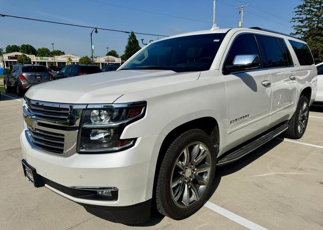 Photo of 2016 Summit White Chevrolet Suburban