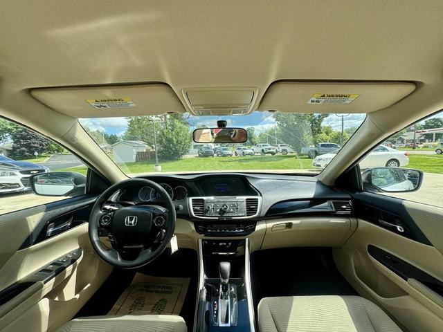 Photo of 2016 White Orchid Pearl Honda Accord