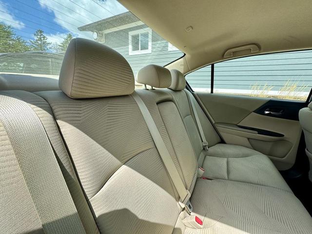 Photo of 2016 White Orchid Pearl Honda Accord