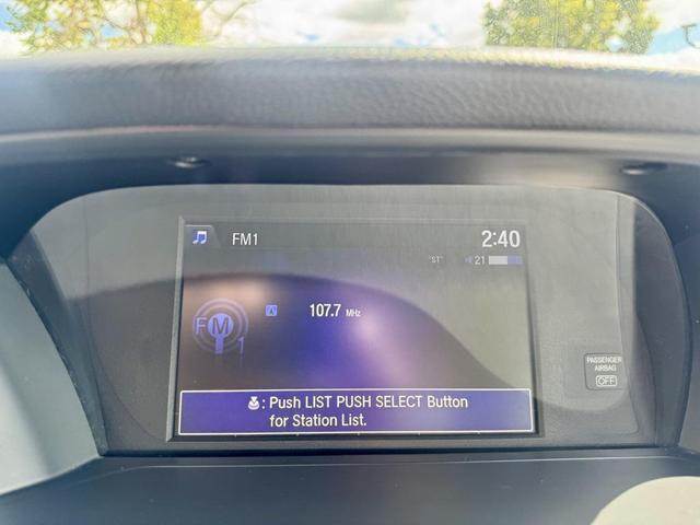 Photo of 2016 White Orchid Pearl Honda Accord