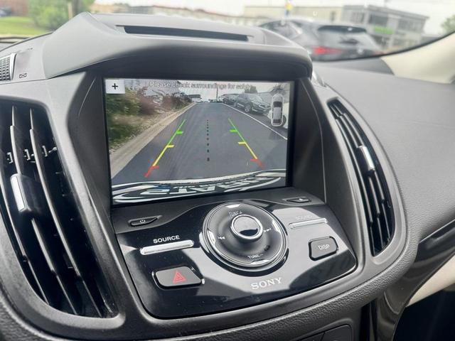 Photo of 2018 White Platinum Metallic Tri-Coat Ford Escape