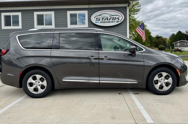 2017 Chrysler Pacifica