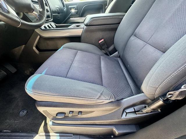 Photo of 2015 Black Chevrolet Silverado 1500