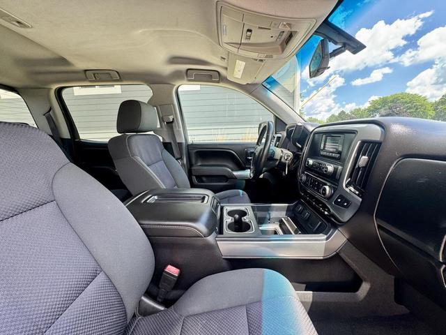 Photo of 2015 Black Chevrolet Silverado 1500