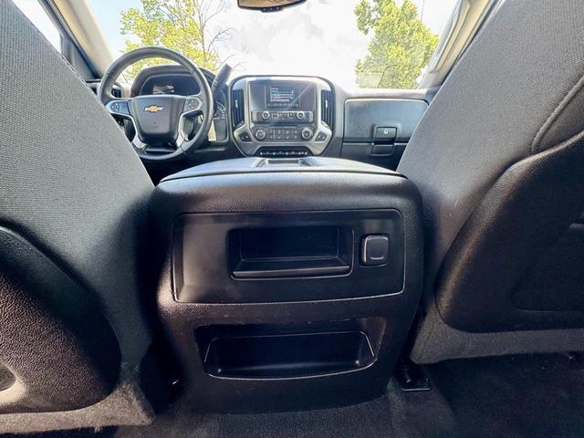 Photo of 2015 Black Chevrolet Silverado 1500