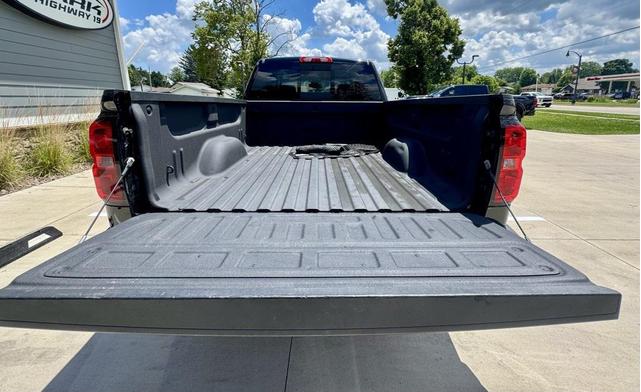 Photo of 2015 Black Chevrolet Silverado 1500