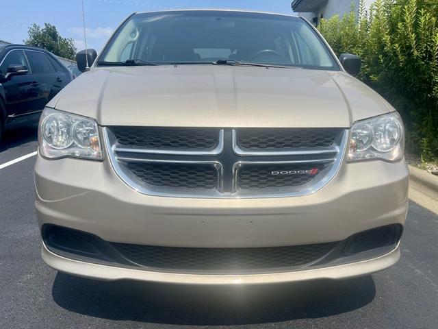 Photo of 2015 Cashmere/Sandstone Pearlcoat Dodge Grand Caravan