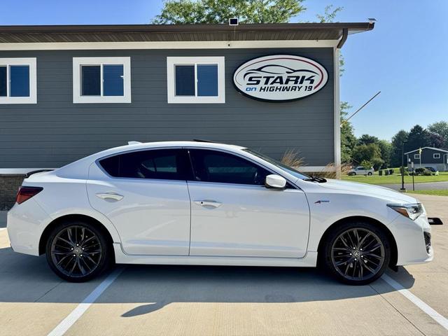 Photo of 2019 Platinum White Pearl Acura ILX