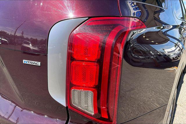 Photo of 2024 Sierra Burgundy Hyundai PALISADE