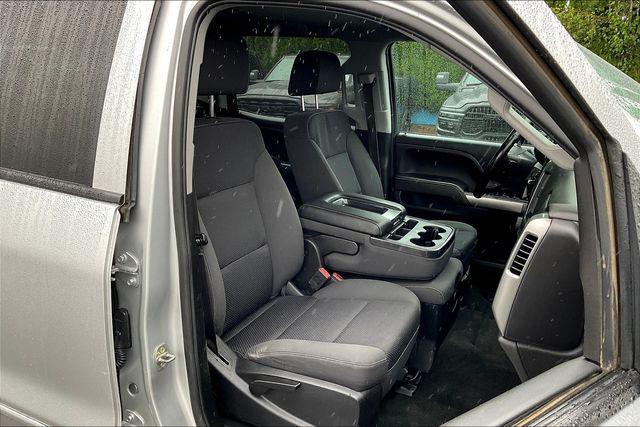 Photo of 2018 Silver Ice Metallic Chevrolet Silverado 2500