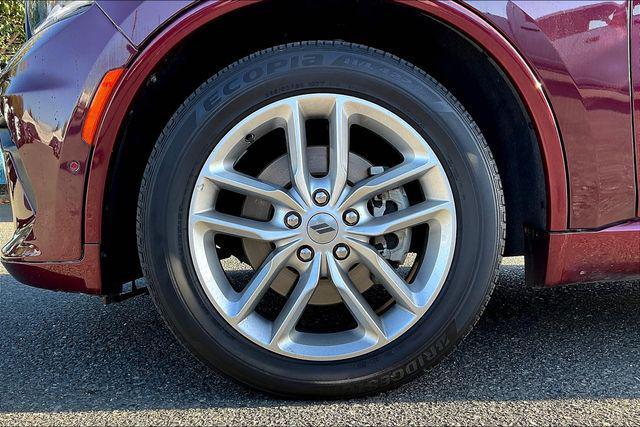 Photo of 2024 Octane Red Pearlcoat Dodge Durango