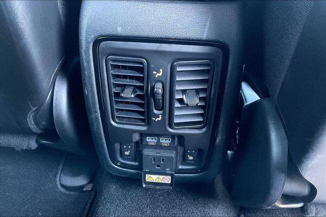 Photo of 2024 Octane Red Pearlcoat Dodge Durango