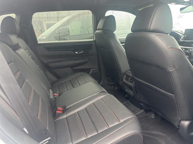 Photo of 2024 Platinum White Pearl Honda CR-V Hybrid