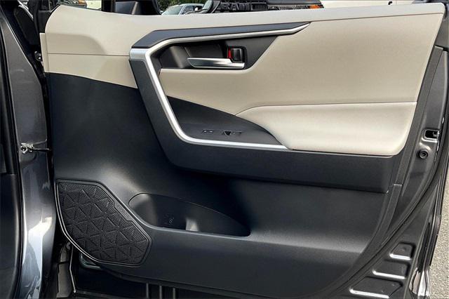 Photo of 2024 Magnetic Gray Metallic Toyota RAV4 Hybrid