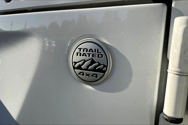 Photo of 2023 Bright White Jeep Wrangler