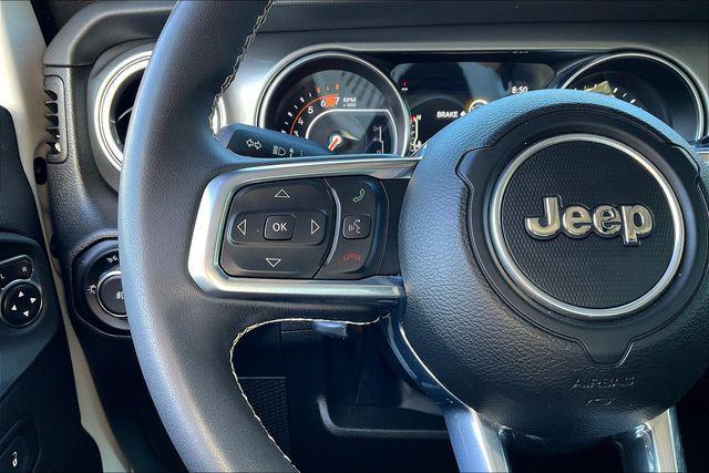 Photo of 2023 Bright White Jeep Wrangler