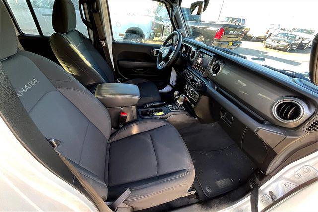 Photo of 2023 Bright White Jeep Wrangler