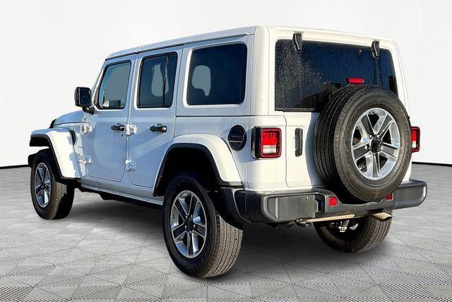Photo of 2023 Bright White Jeep Wrangler