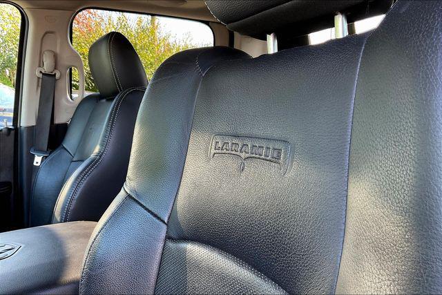 Photo of 2015 Bright Silver Metallic RAM 1500