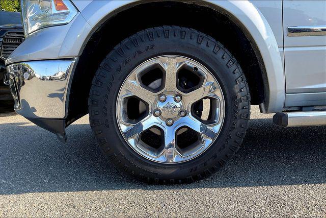 Photo of 2015 Bright Silver Metallic RAM 1500