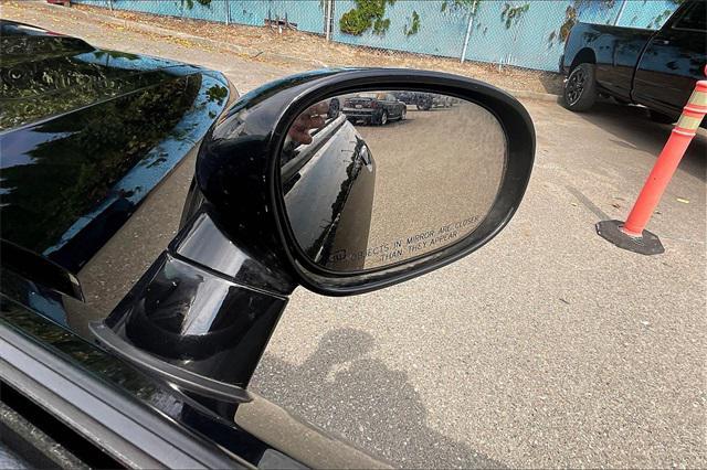 Photo of 2015 Pitch Black Clearcoat Dodge Challenger