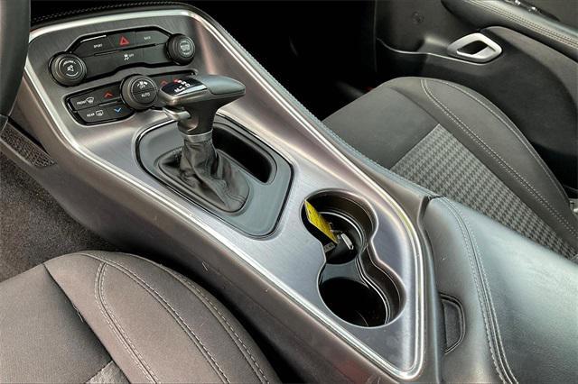Photo of 2015 Pitch Black Clearcoat Dodge Challenger