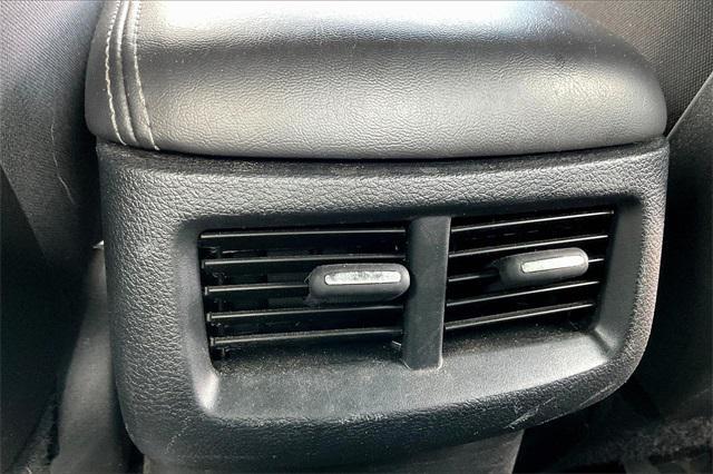Photo of 2015 Pitch Black Clearcoat Dodge Challenger