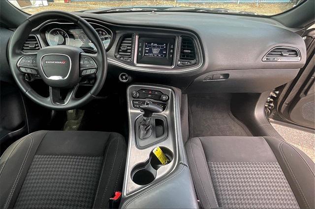 Photo of 2015 Pitch Black Clearcoat Dodge Challenger
