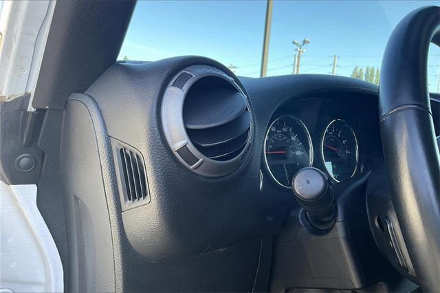 Photo of 2018 Bright White Clearcoat Jeep Wrangler JK
