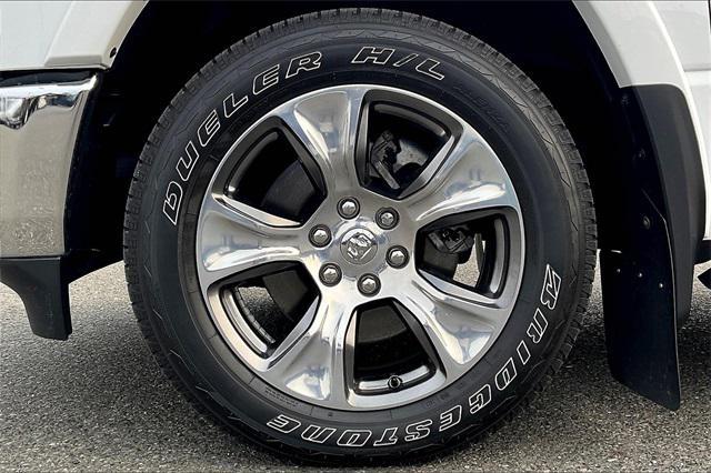 Photo of 2022 Bright White Clearcoat RAM 1500