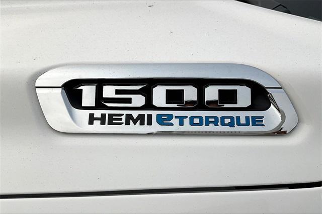 Photo of 2022 Bright White Clearcoat RAM 1500