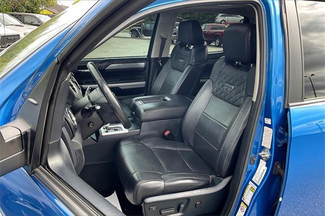 Photo of 2018 Blazing Blue Metallic Toyota Tundra