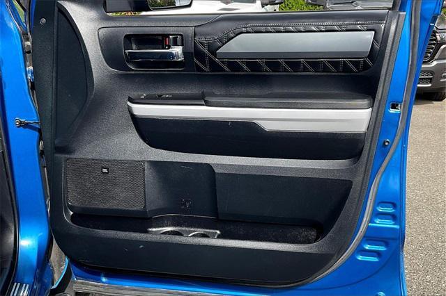 Photo of 2018 Blazing Blue Metallic Toyota Tundra