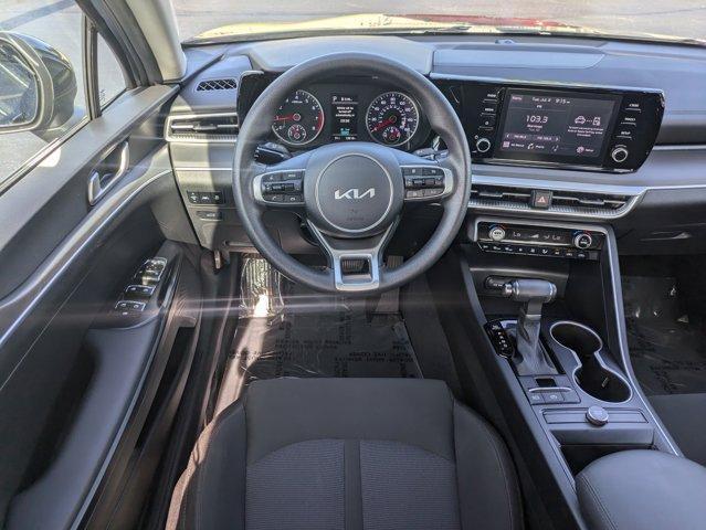 Photo of 2023 Gravity Gray Kia K5