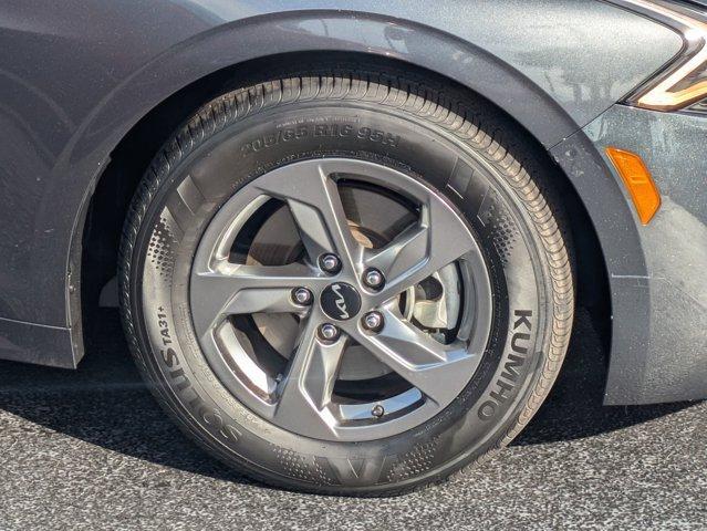 Photo of 2023 Gravity Gray Kia K5