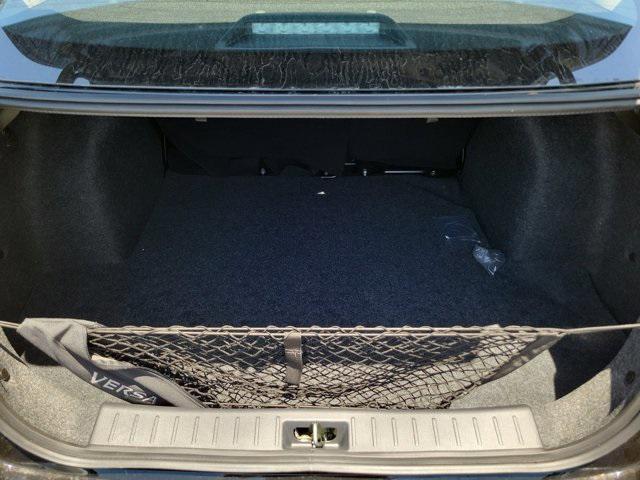 Photo of 2025 Super Black Nissan Versa