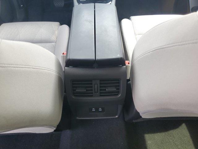 Photo of 2025 Super Black Nissan Rogue