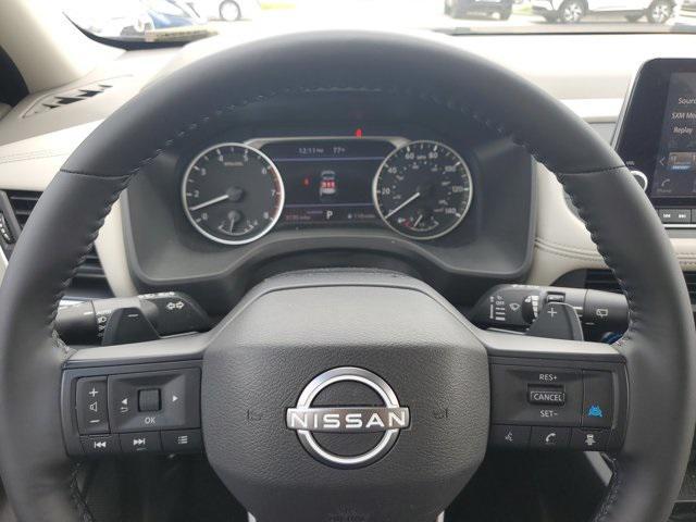 Photo of 2025 Super Black Nissan Rogue