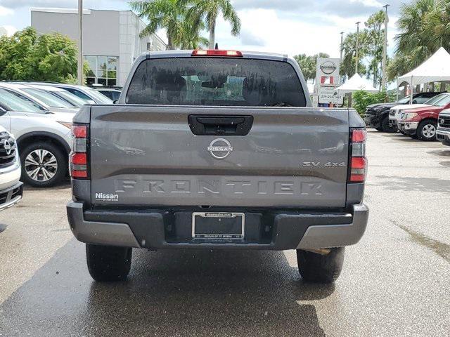 Photo of 2023 Gun Metallic Nissan Frontier