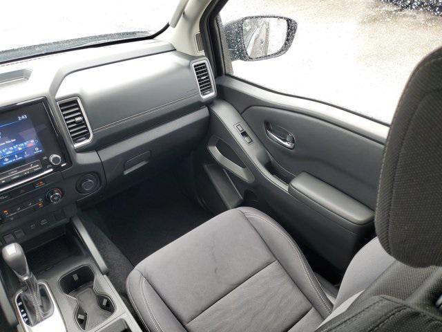 Photo of 2023 Gun Metallic Nissan Frontier