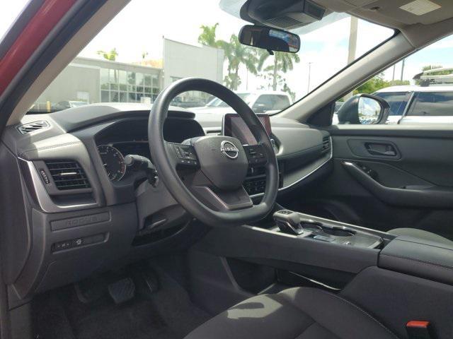 Photo of 2025 Scarlet Ember Tintcoat Nissan Rogue