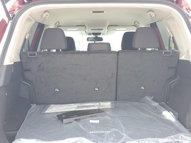 Photo of 2025 Scarlet Ember Tintcoat Nissan Rogue
