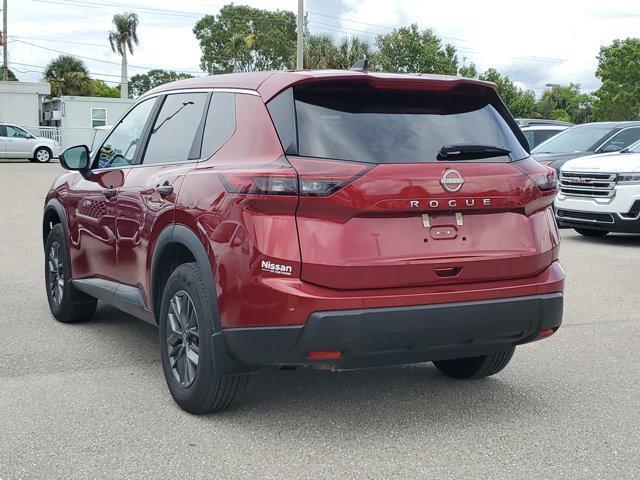 Photo of 2025 Scarlet Ember Tintcoat Nissan Rogue